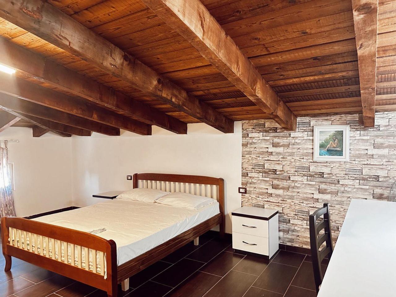 Oa'S Beach Apartment Vlorë Extérieur photo